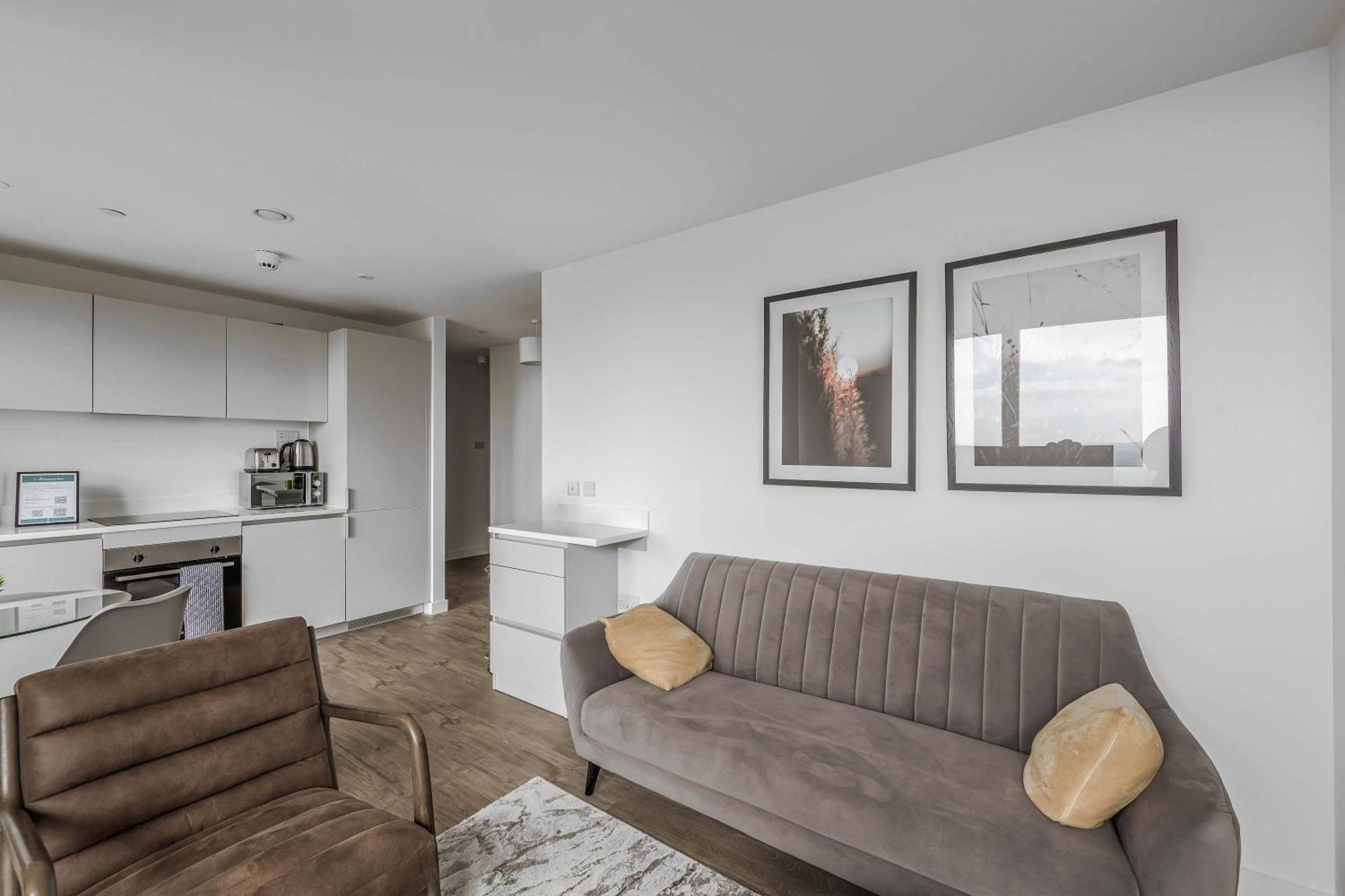 Fabulous 2 Bed Flat In W Views * Birmingham