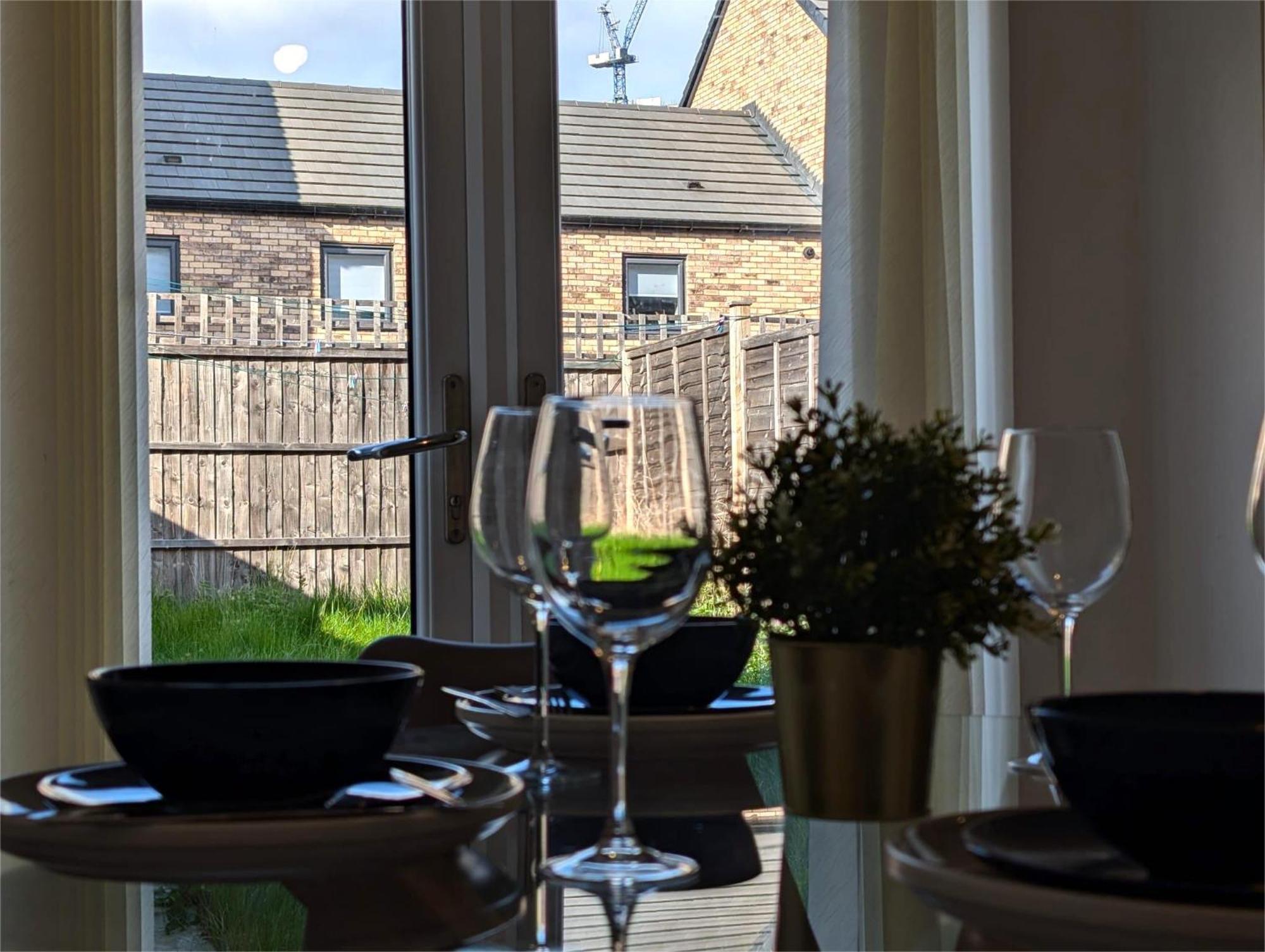 Apartment Entire 3 Bed House In Centre *