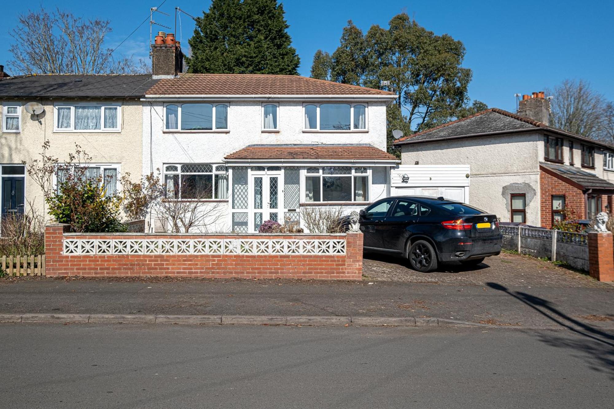 Comfy Moseley Holiday home