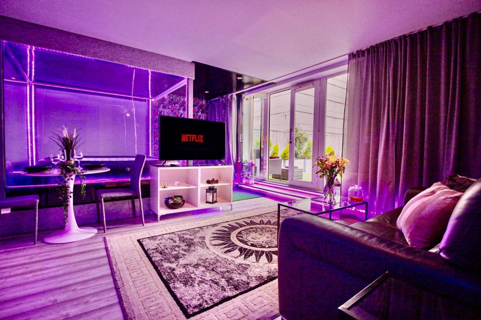 Unique Penthouse With Jacuzzi & Garden