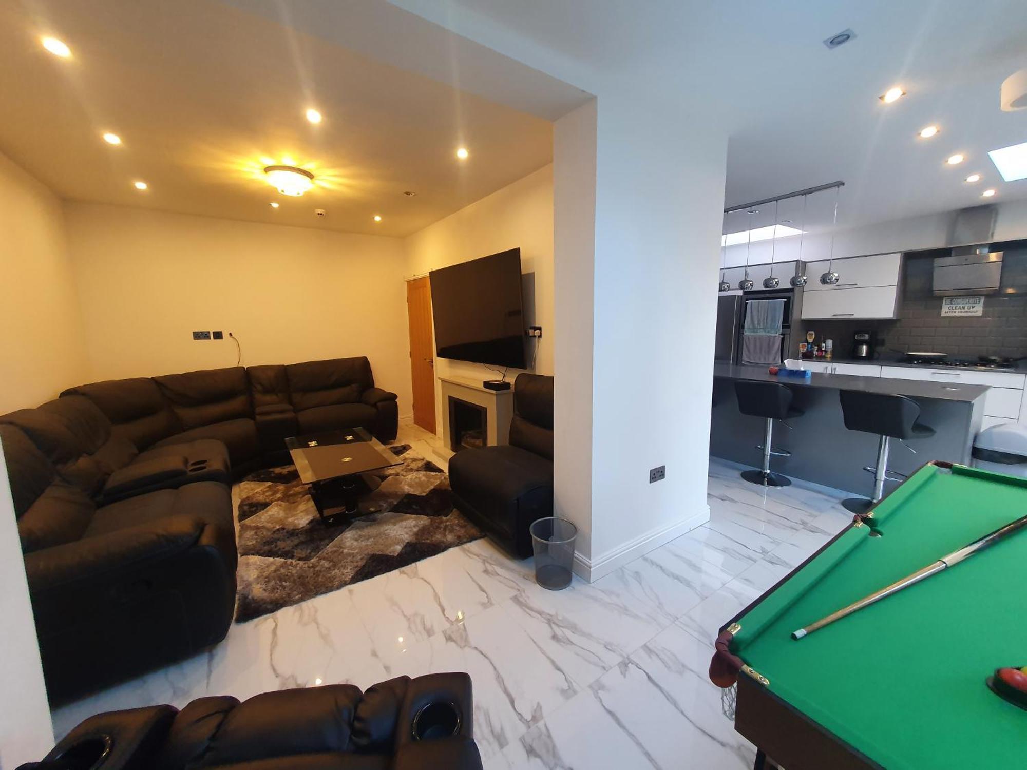 Adams Hill Luxury Homestay *