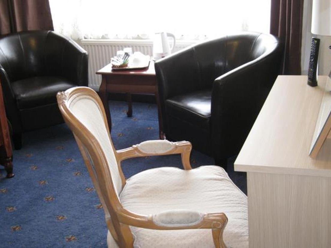 Woodlands Inn