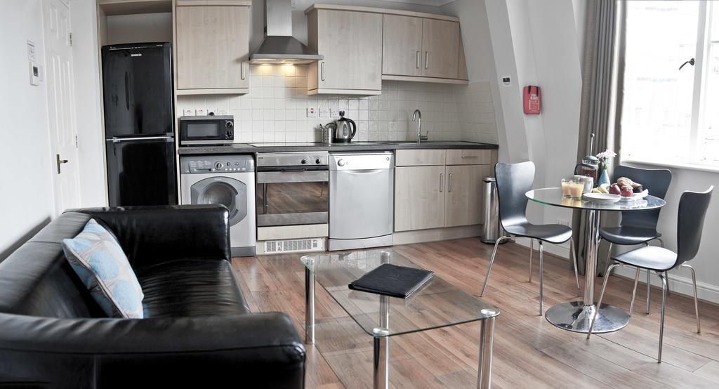 Quarters At Burne Jones House Apartment Birmingham