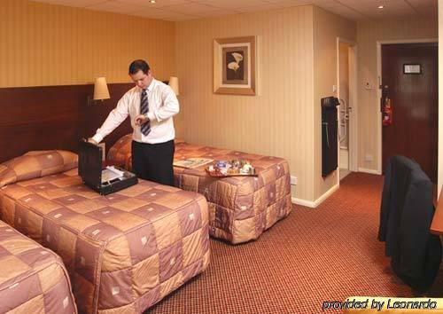 Apollo Hotel 3*