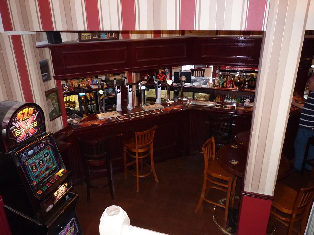 Shanahans B&B With Sports Bar 3*