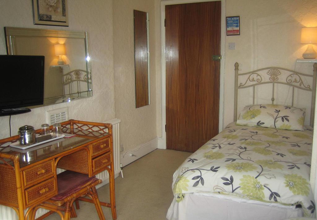 Hotel Fountain Court 2*