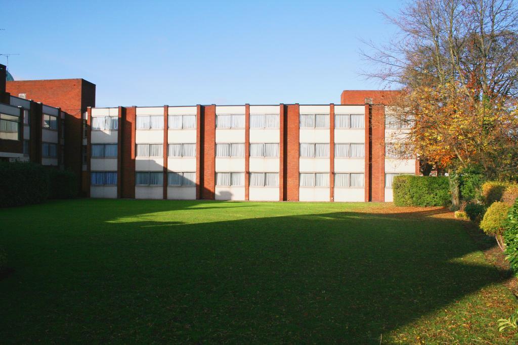 Hotel Western Plough And Harrow Birmingham