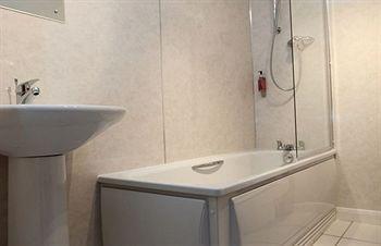 Apartment The Spires Serviced *