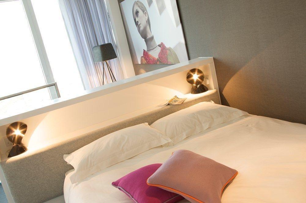 Staying Cool At Rotunda 4*