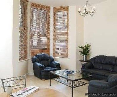 Quarters At Burne Jones House Apartment Birmingham