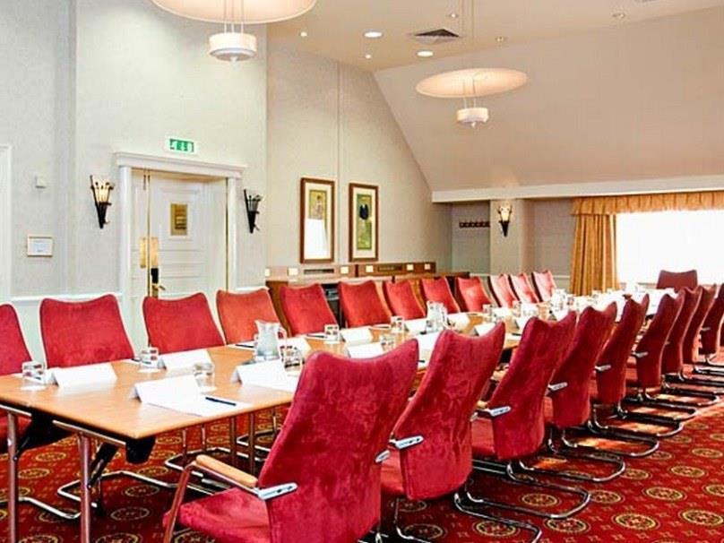 Forest Of Arden And Country Club Hotel 4*