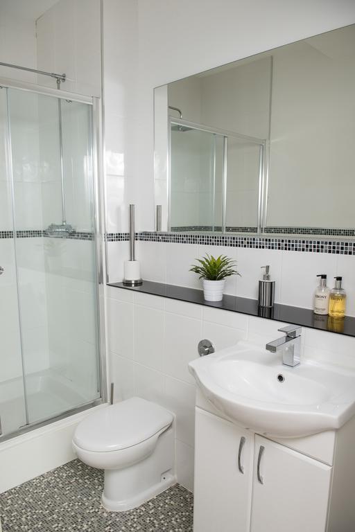 The Emerald Suite,