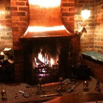 Featherstone Farm Hotel