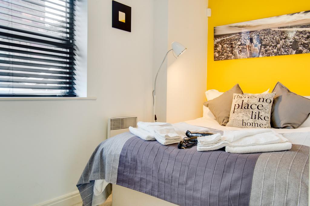 Ruby Place Apartment *