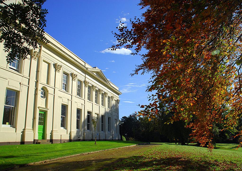 Woodbrooke 2*