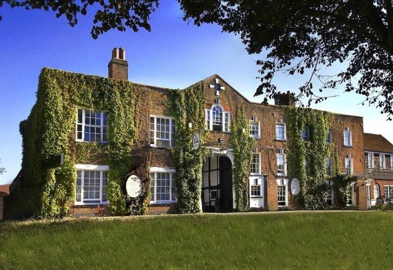 Talbot Hotel 3*