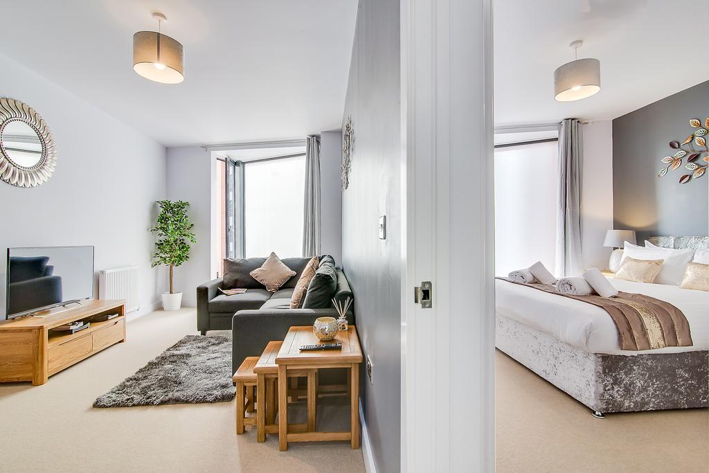 Apartment Wharf City