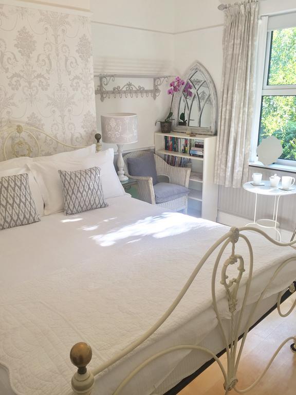 The Oxford Guest house *