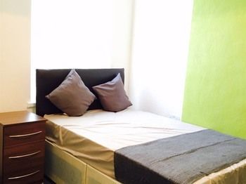 Edgbaston Hotel 2*