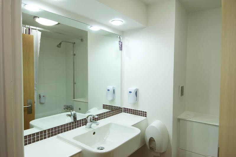 Premier Centre Bridge Street Hotel 3*