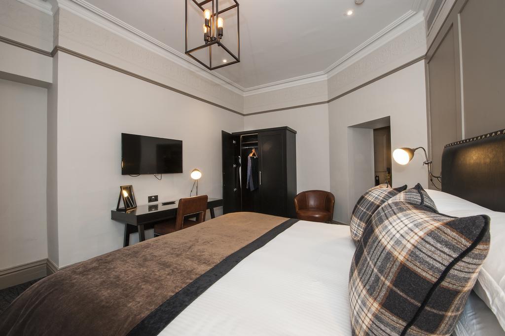 Macdonald Burlington 4*