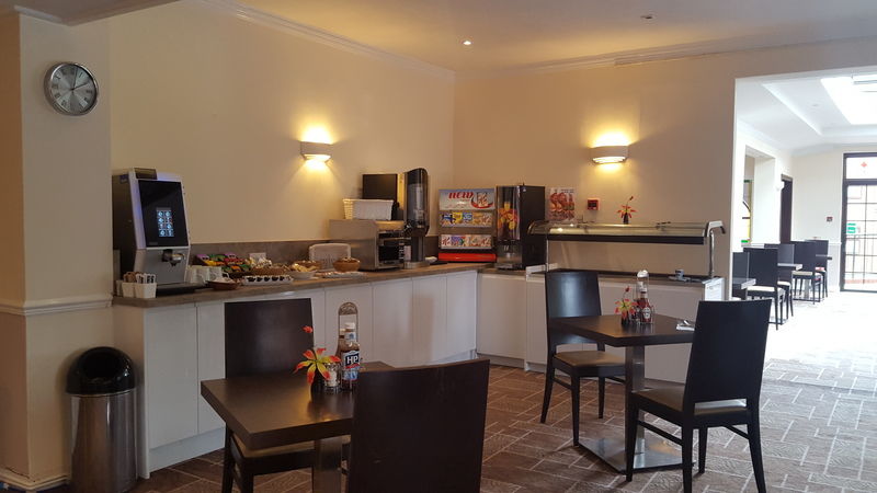 Bridge House Hotel 3*