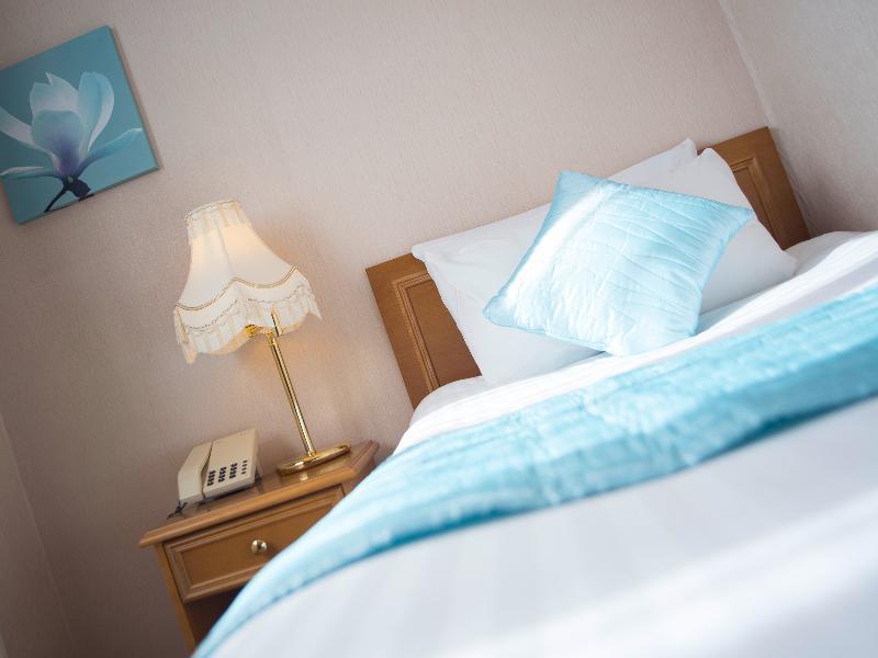 Bridge House Hotel