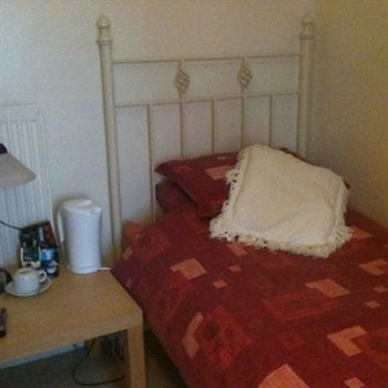 Featherstone Farm Hotel Shareshill