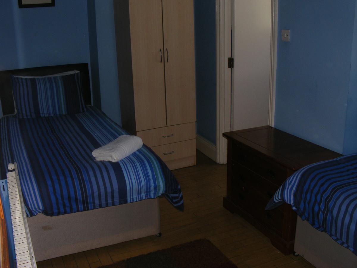 Shanahans B&B With Sports Bar