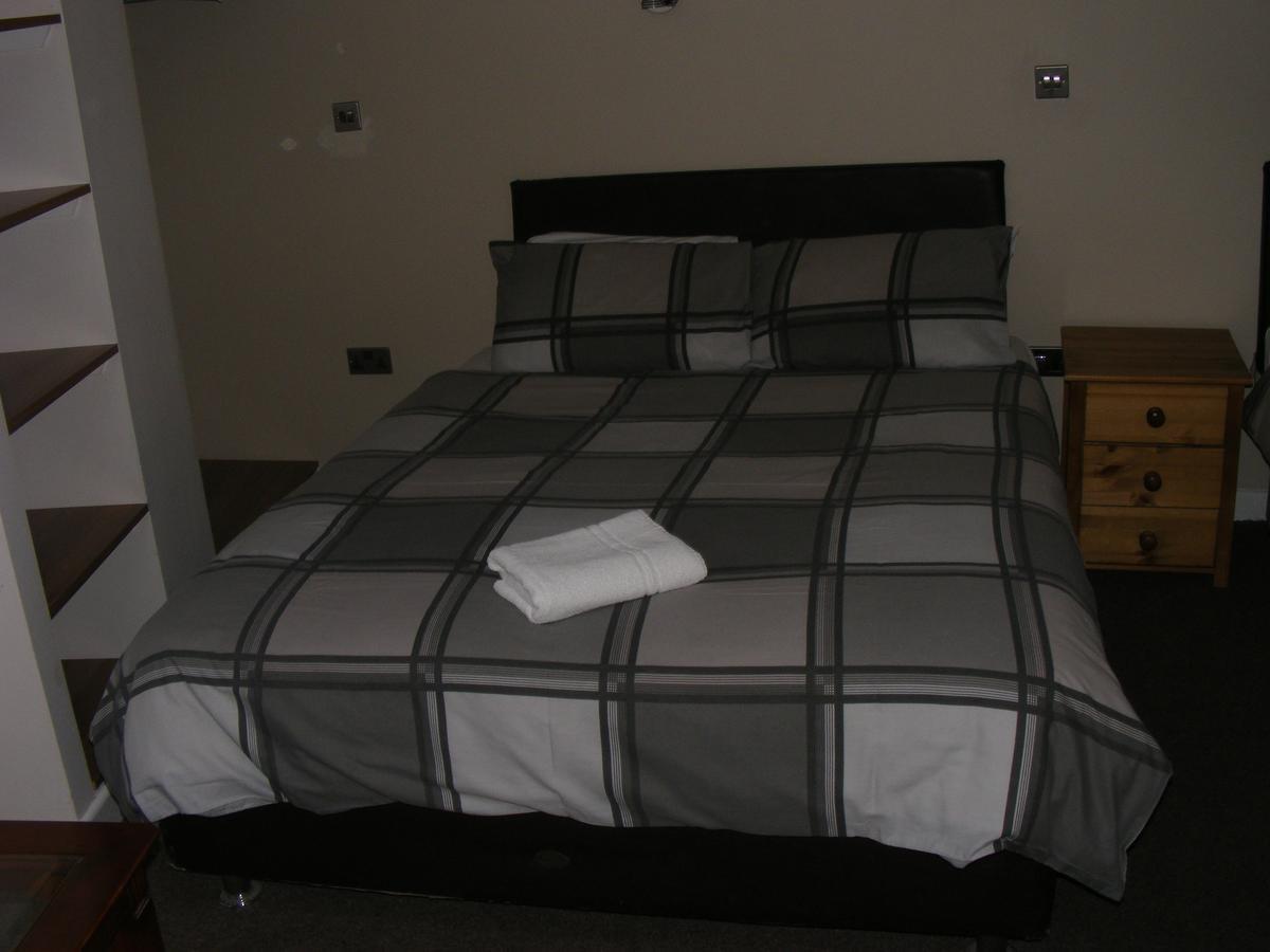 Shanahans B&B With Sports Bar Birmingham