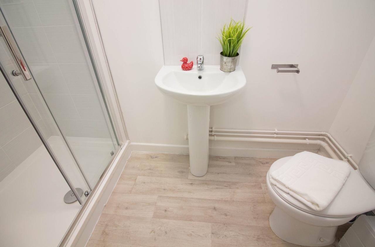 Diamond - Grand Square Apartment Birmingham