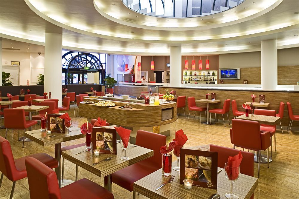 Ibis Centre New Street Station Hotel 3*