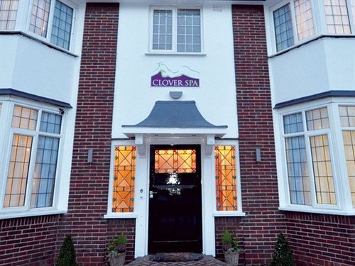 Clover And Hotel 3*