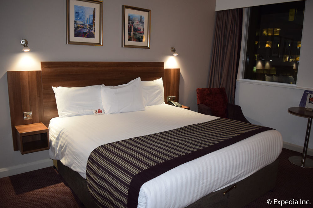 Leonardo Royal Hotel 4*
