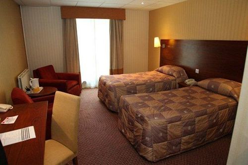 Apollo Hotel 3*