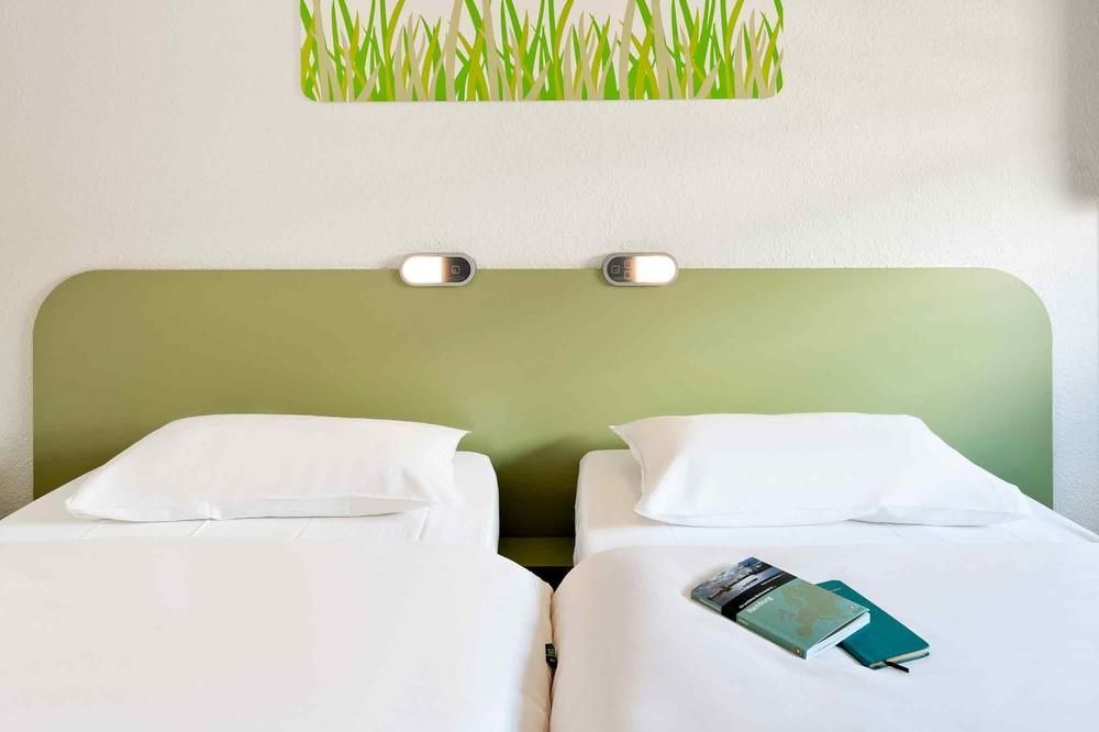 Ibis Centre Irving Street 2*