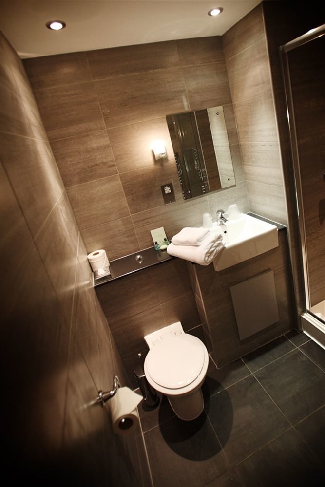 Eaton Hotel 3*