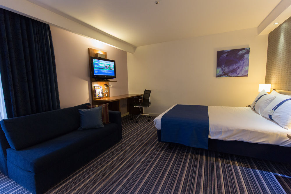Express South A45, An Ihg