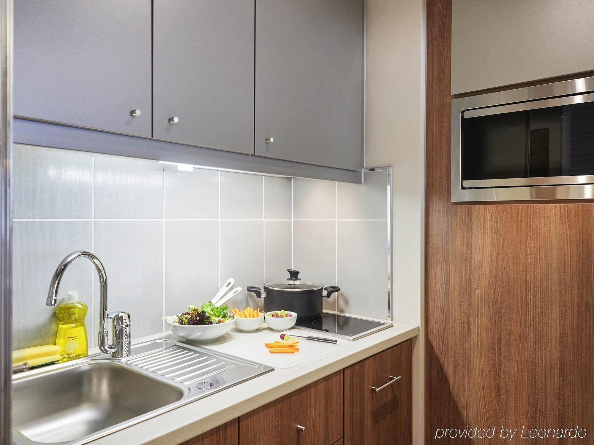 Adagio Centre Aparthotel 4*