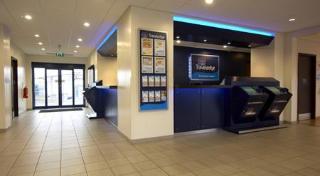Travelodge Airport Hotel