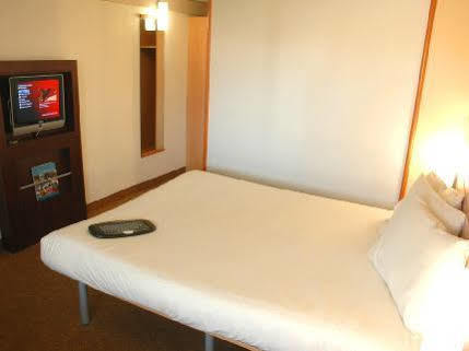 Ibis Centre Irving Street 2* Birmingham