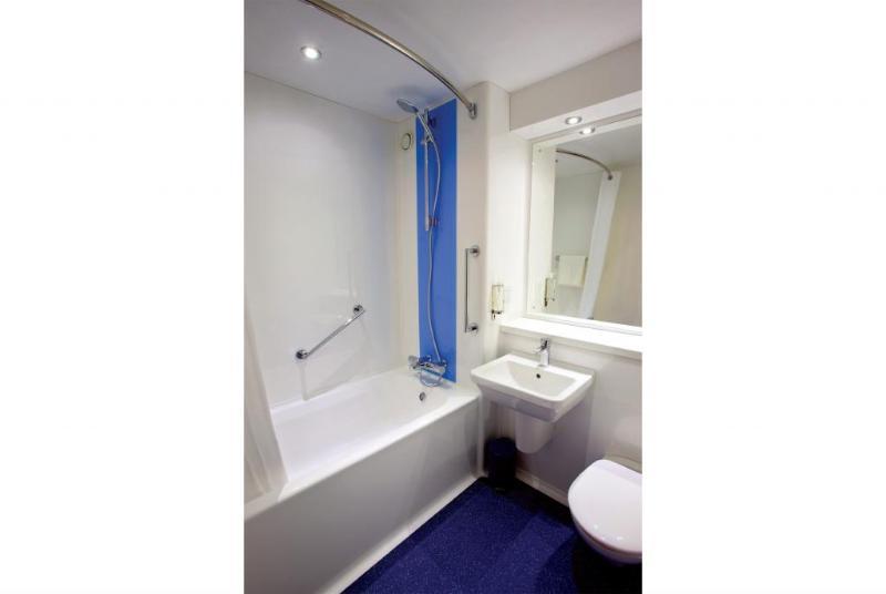 Hotel Travelodge Maypole 3*