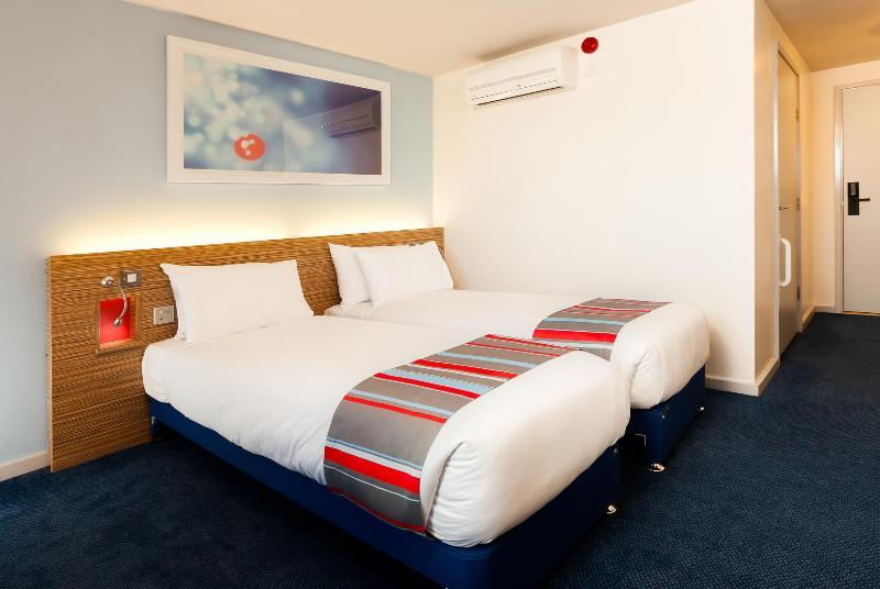 Travelodge Maypole