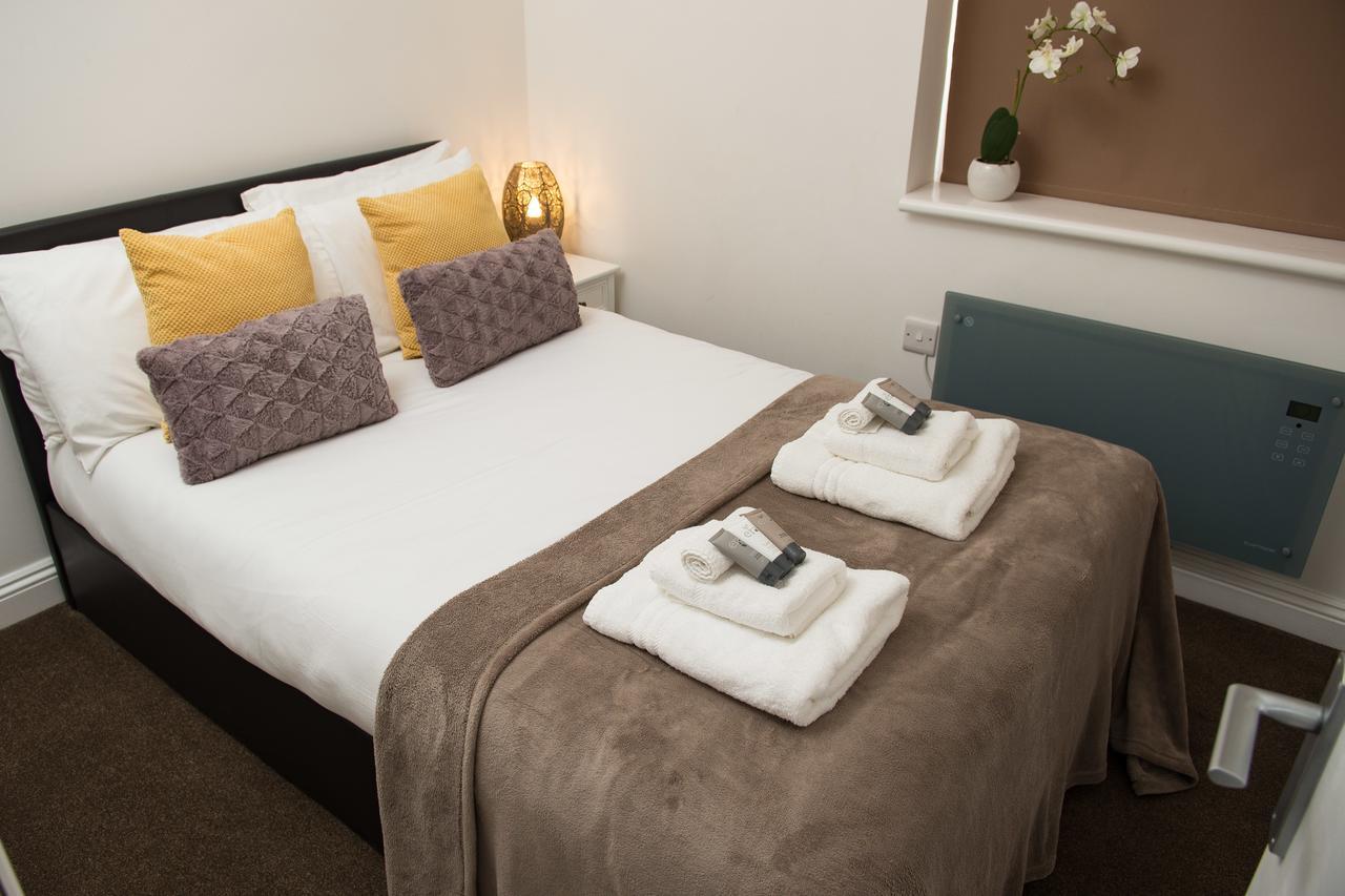 Moseley Mews Village Suites- Yellow Birmingham
