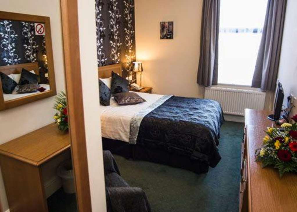 Bridge House 3*