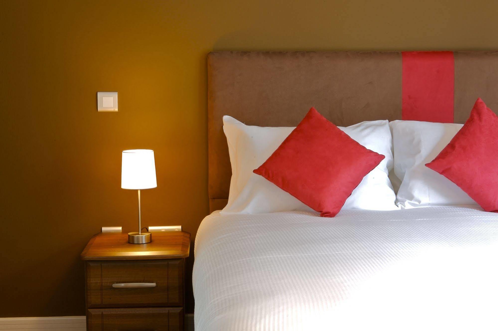 The Spires Serviced Apartment *