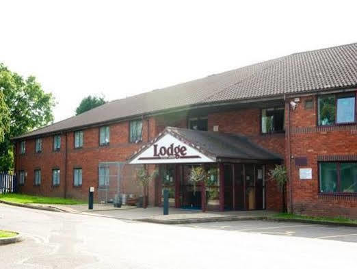 Hotel The 3*