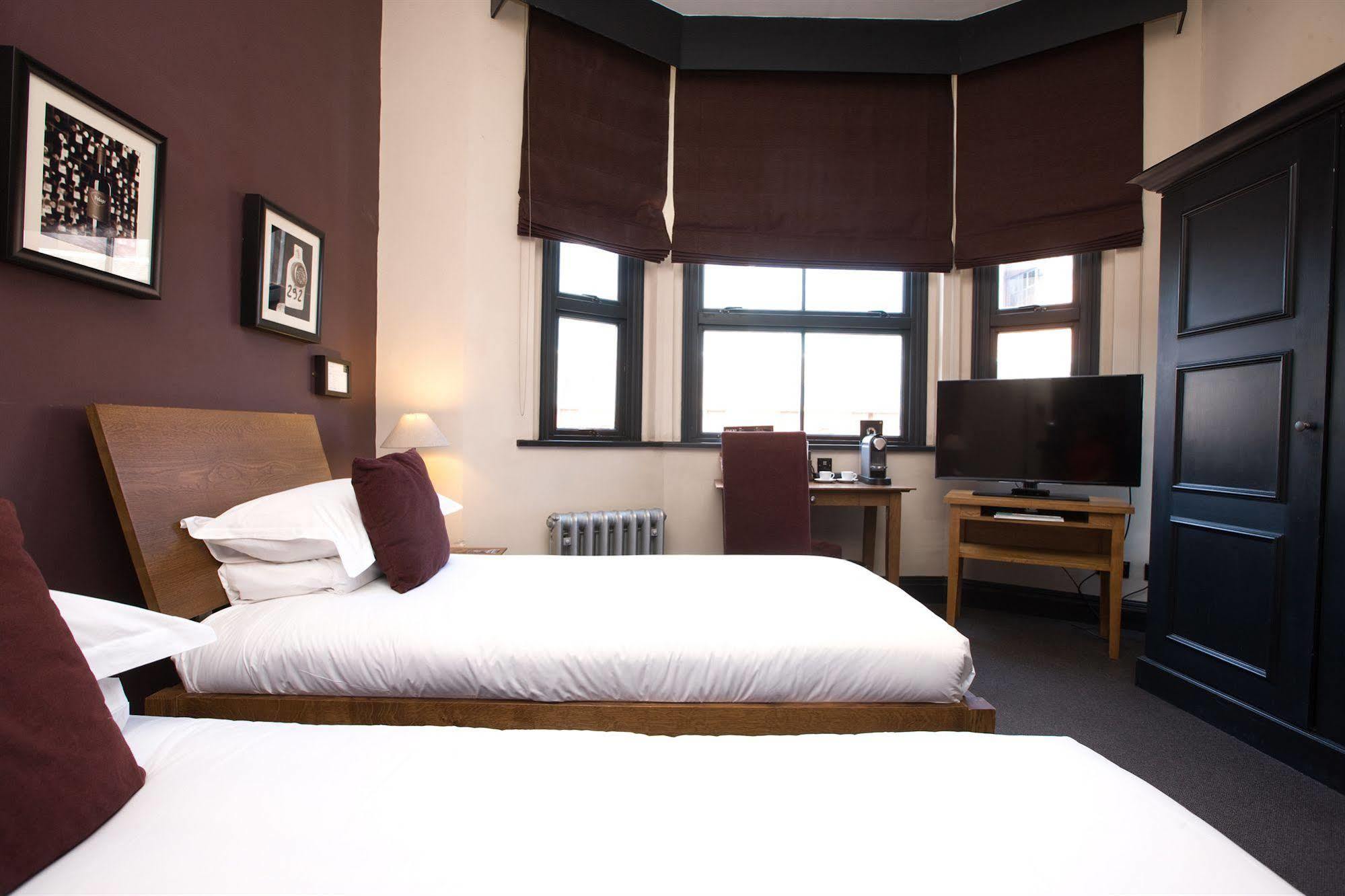 Du Vin Hotel 4*