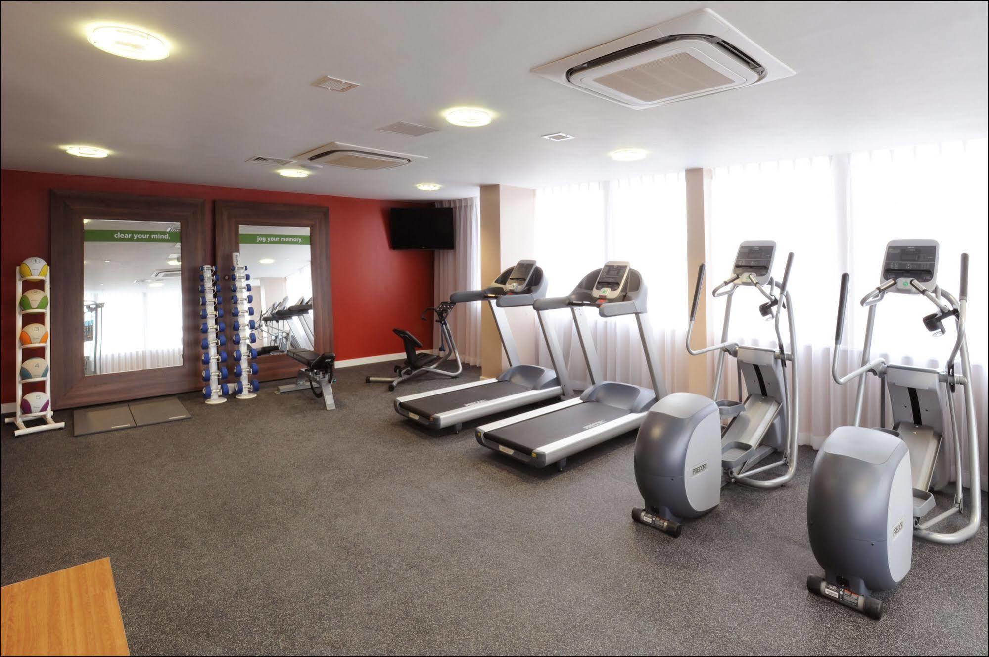 Hampton By Hilton Broad Street 3*