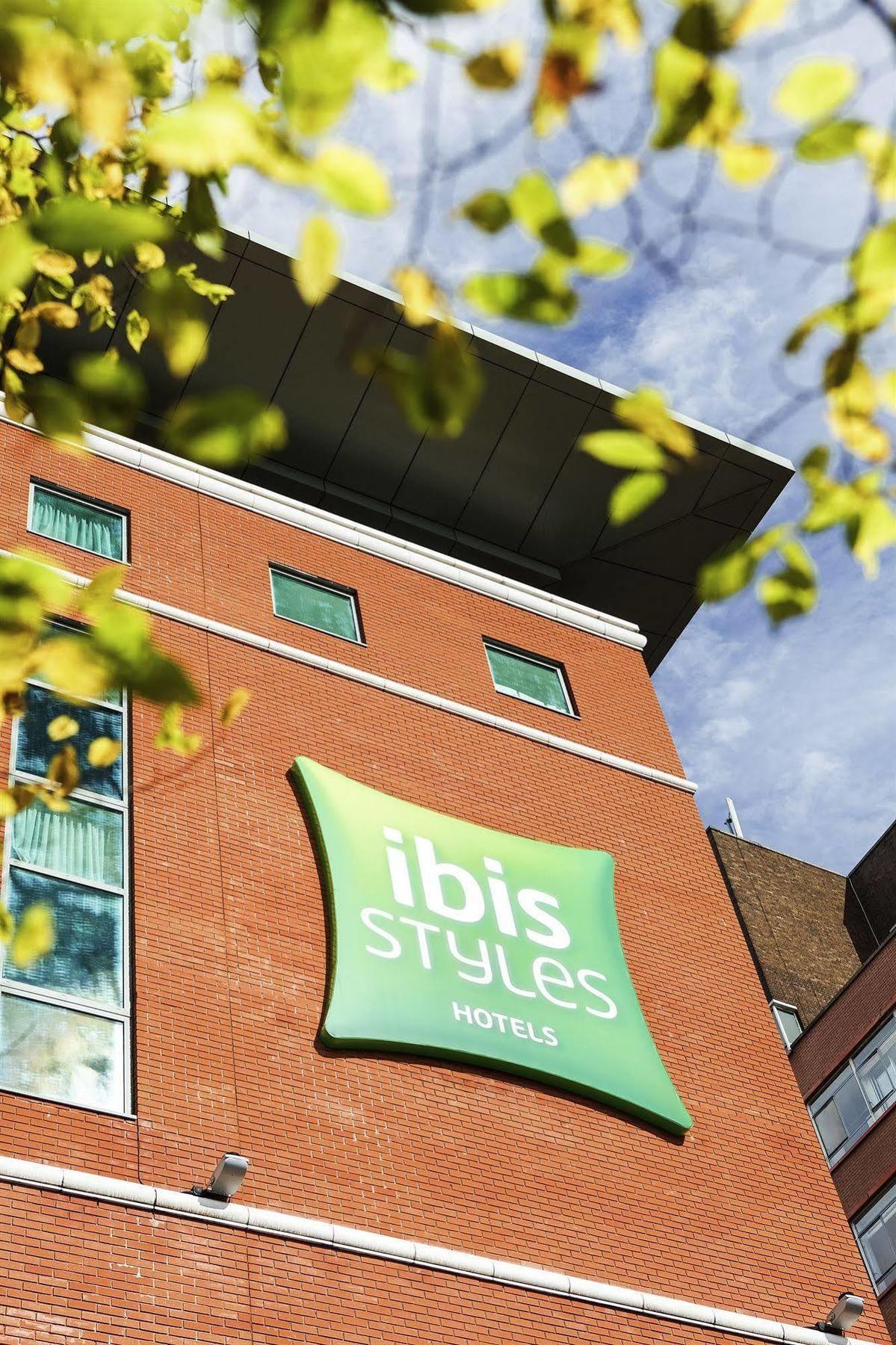 Ibis Styles Centre 3*